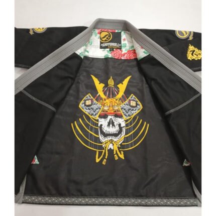 Black BJJ kimono inspired by Shoyoroll Batch #33 7th Son II with 450 GSM pearl weave fabric