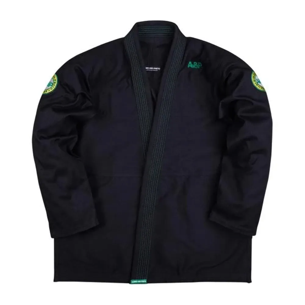 Albino and Preto Batch #32 BJJ Gi Throwback Black Albino and Preto Batch #32 BJJ Gi Throwback Black lightweight Brazilian Jiu-Jitsu gi for competition training and academy grappling