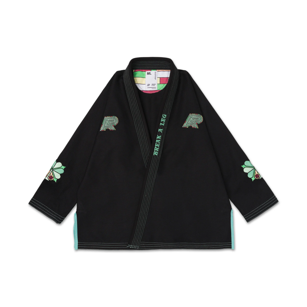 reak a Leg BJJ Gi by Albino & Preto Break a Leg BJJ Gi by Albino and Preto with matching gi bag