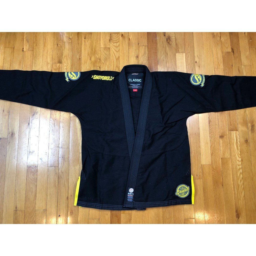 shoyoroll-comp-standard-xiv-q2-black-gi-1.jpg Shoyoroll Comp Standard XIV Q2 Black BJJ Gi - Image 1